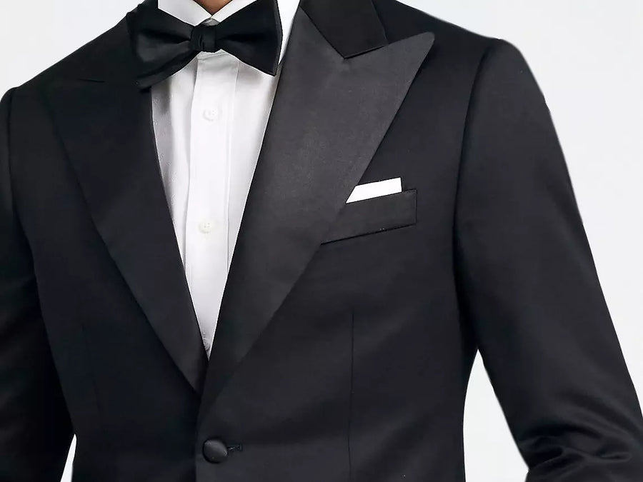 Hampton Black Tuxedo